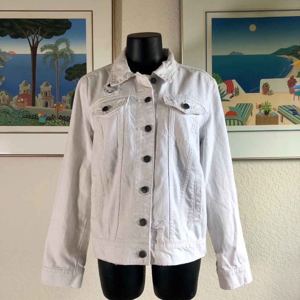 STS Blue White Jean Top Accent Rip - Fringe Size S
